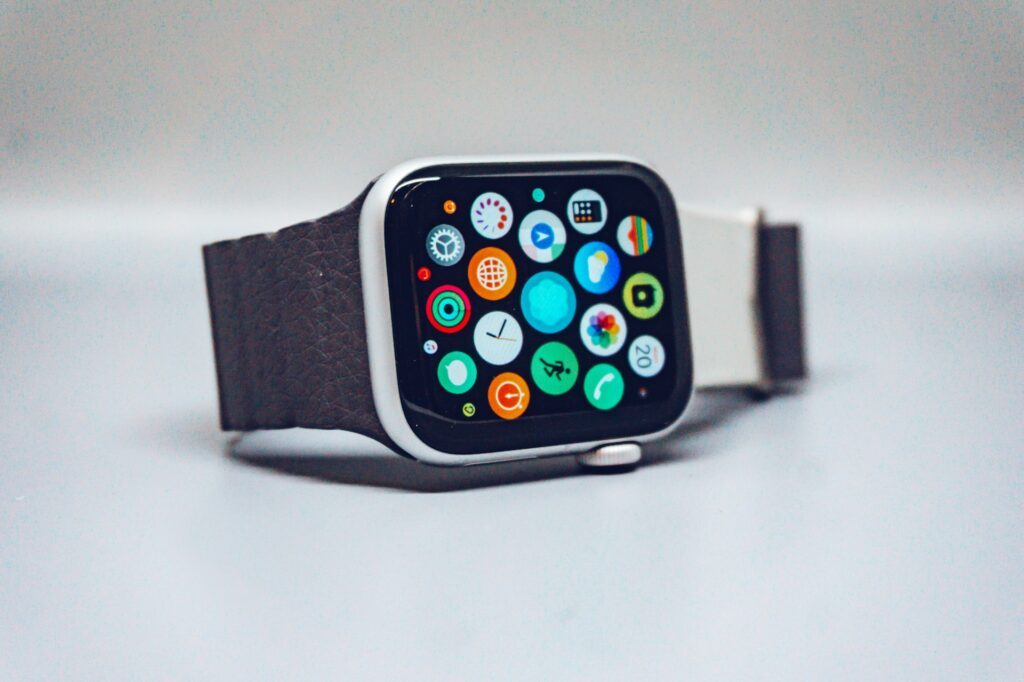 apple watchスターライトとシルバーの違いを含めておすすめの選び方